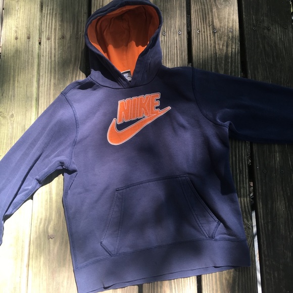 Boys Nike hoodie - Picture 2 of 4